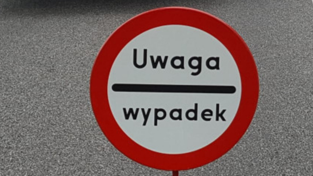 Stargard: Zderzenie dwóch aut w Lipniku. Jedna osoba w szpitalu
