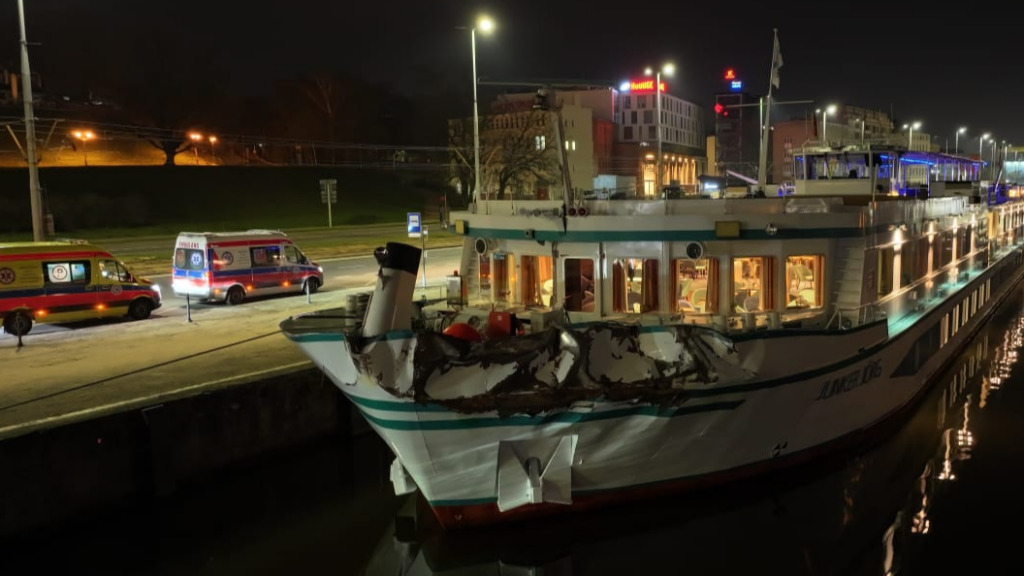 Szczecin. Zderzenie dwóch jednostek pływających na Odrze. Są poszkodowani