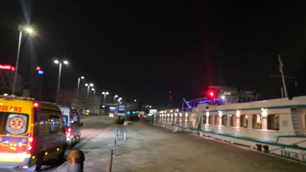 Szczecin. Zderzenie dwóch jednostek pływających na Odrze. Są poszkodowani