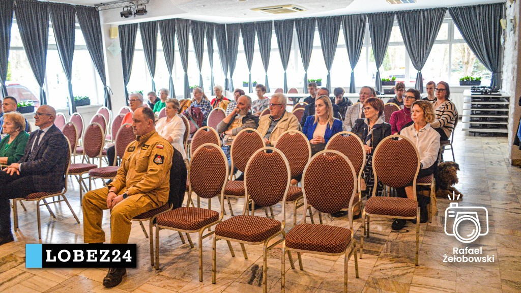 Wicewojewoda Bartosz Brożyński spotyka się z mieszkańcami w Łobeski Dom Kultury. Tematem bezpieczeństwo