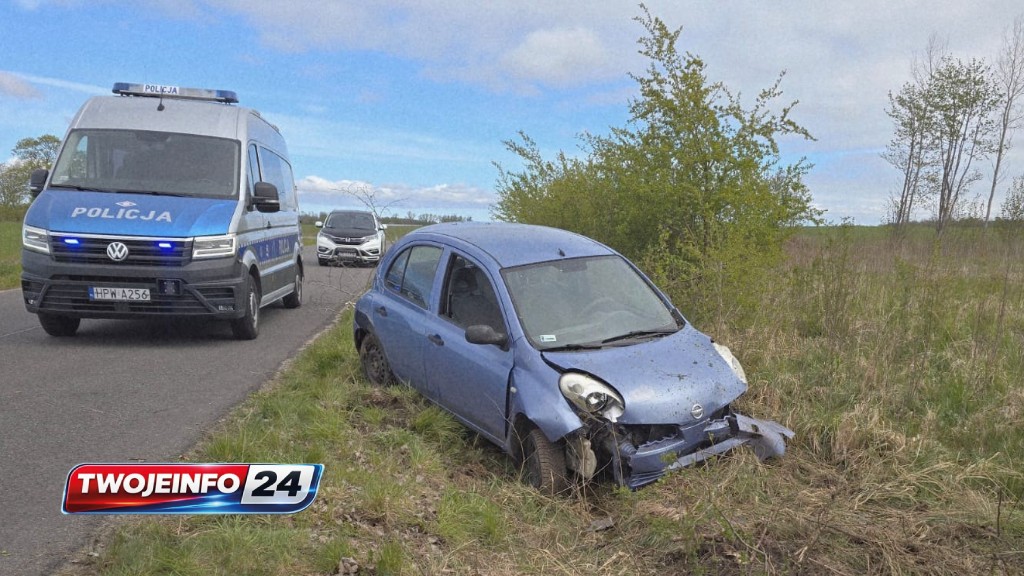 Auto wypadło z drogi. Policja ustala, kto prowadził