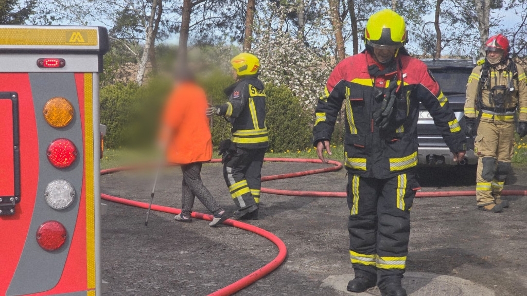 Pożar mieszkania. Dwie osoby poszkodowane